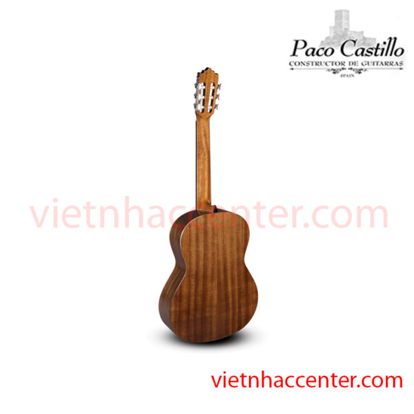Guitar Classic Paco castillo 201
