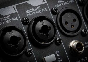 Mixer Mackie ProFX12 V3
