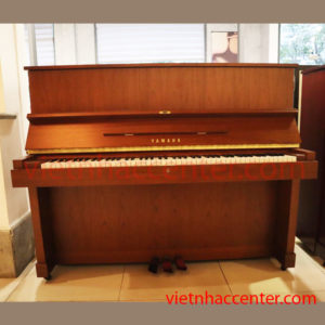 Piano Yamaha W103 Walnut (màu gỗ nâu, sơn mờ)