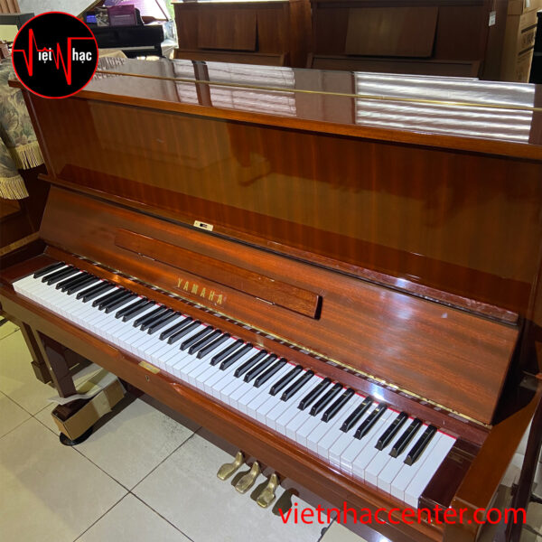 Piano Upright Yamaha U1H Mahogany Màu gỗ tự nhiên, sơn bóng (Reconditioned)