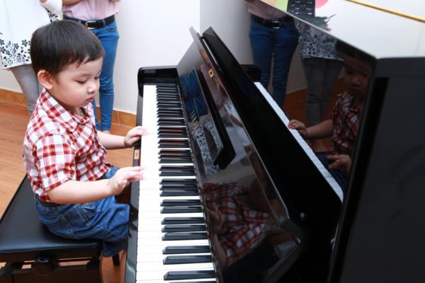 Để biết đánh đàn Piano cần học trong bao lâu?