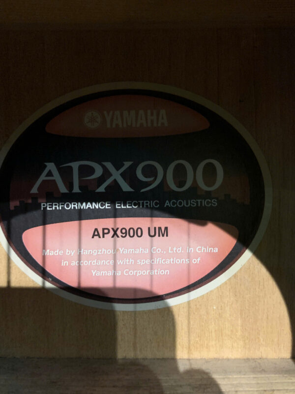 Guitar Acoustic Yamaha APX900 UM