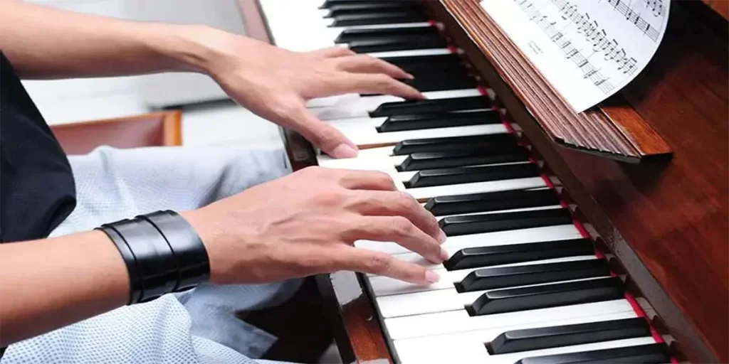 Học đàn piano trong bao lâu thì sẽ chơi tốt?