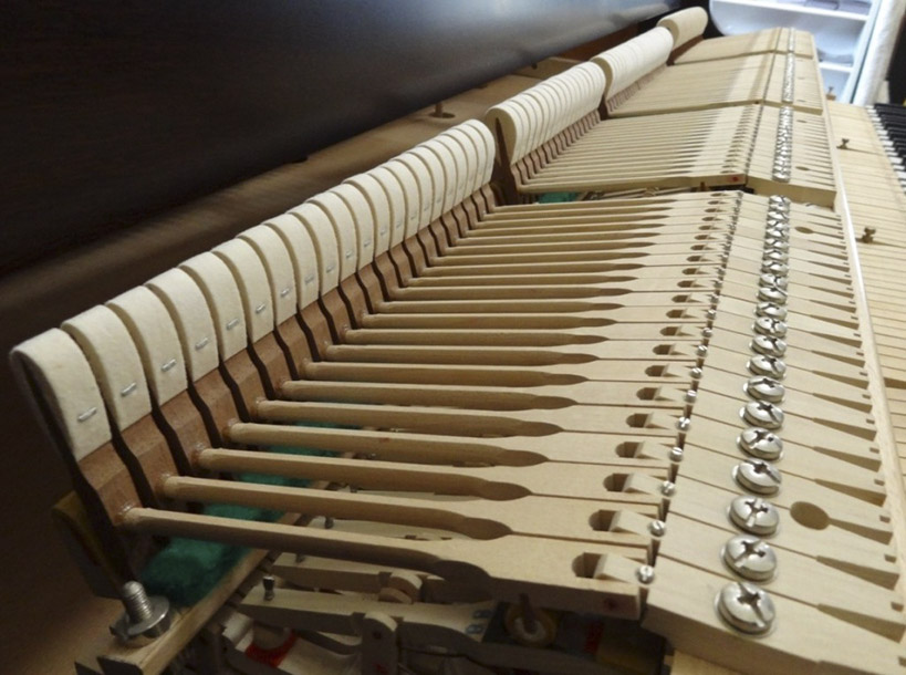 Cách bảo quản đàn Piano cơ bền đẹp vượt thời gian