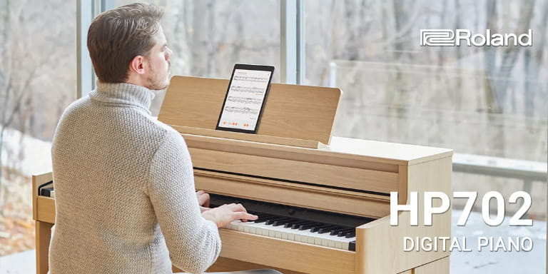 Roland RP701 vs HP702