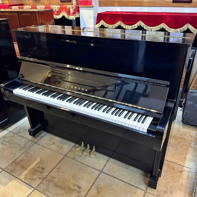 yamaha u1