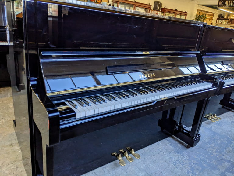 yamaha u1