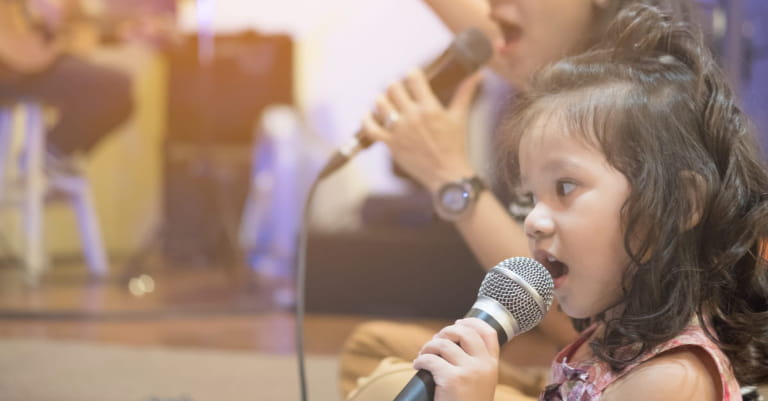Có nên ép con học nhạc không