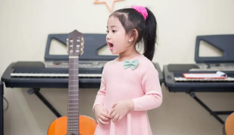 Có nên ép con học nhạc không