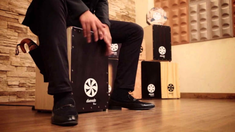 học trống cajon tphcm