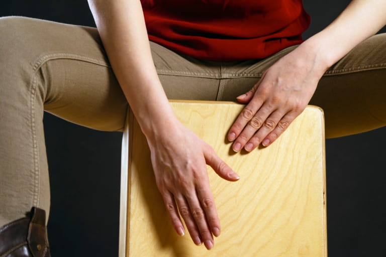 học trống cajon tphcm