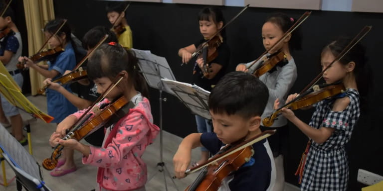 lớp học violin cho bé ở tphcm