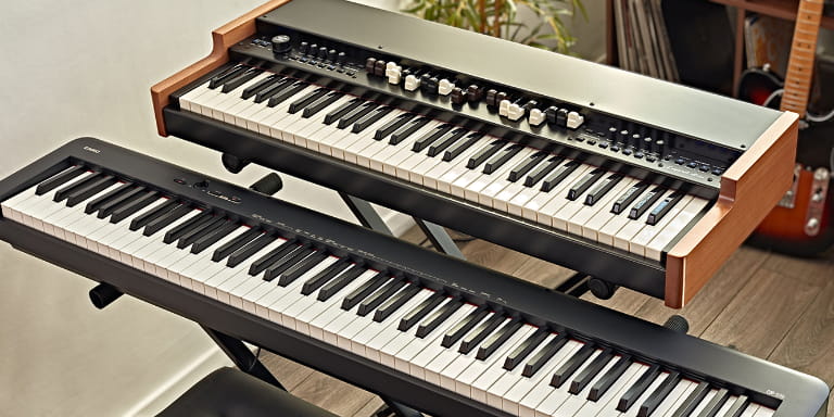 Nên Cho Bé Học Piano Hay Organ