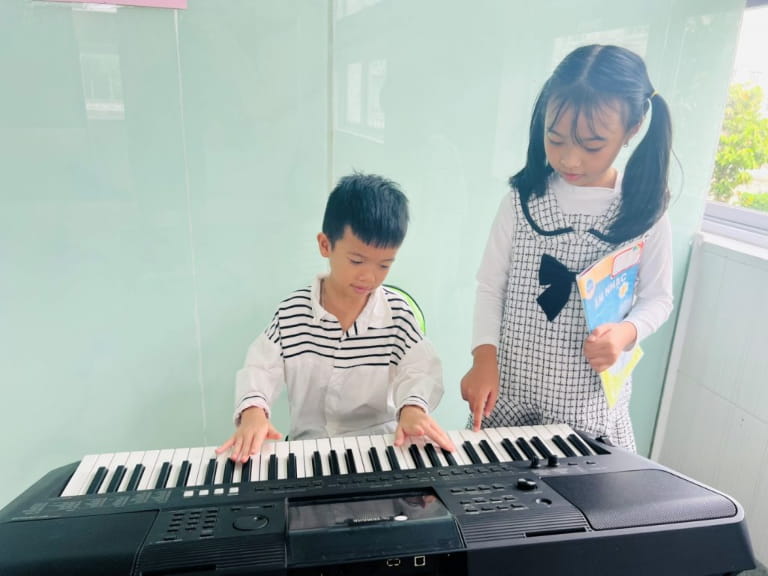 Trung Tâm Dạy Đàn Organ Tại TPHCM
